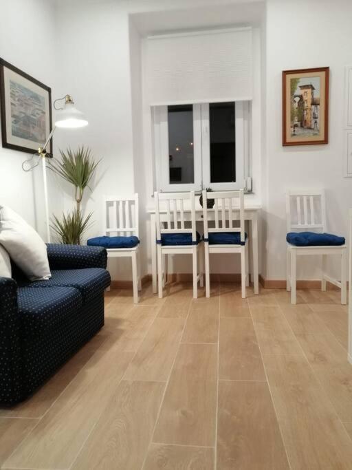 Casa Da Praia Da Poca - Apartamento Tulipa Estoril Bagian luar foto